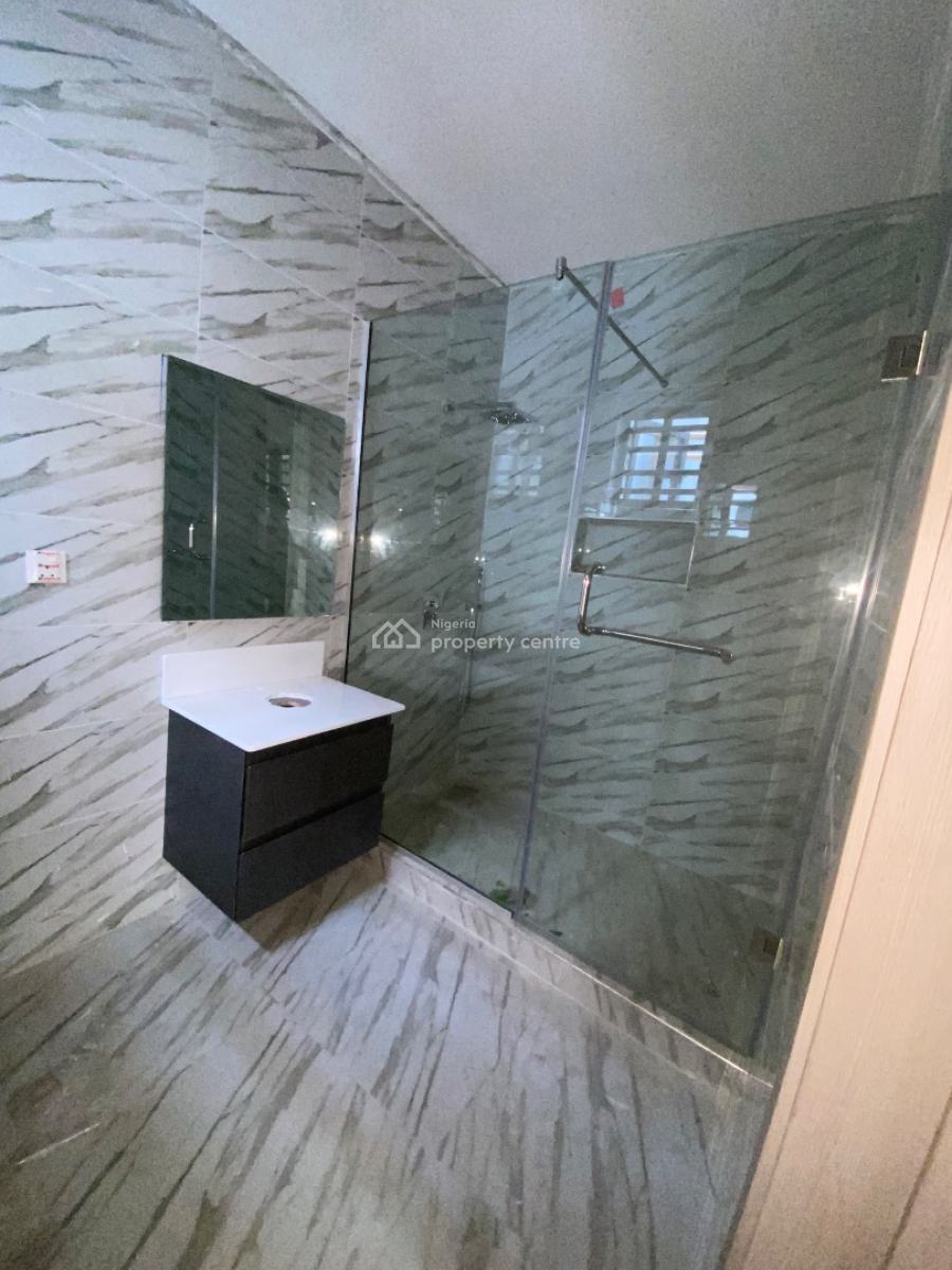 4 Bedroom Detached House, Mende, Maryland, Lagos, Detached Duplex for Sale