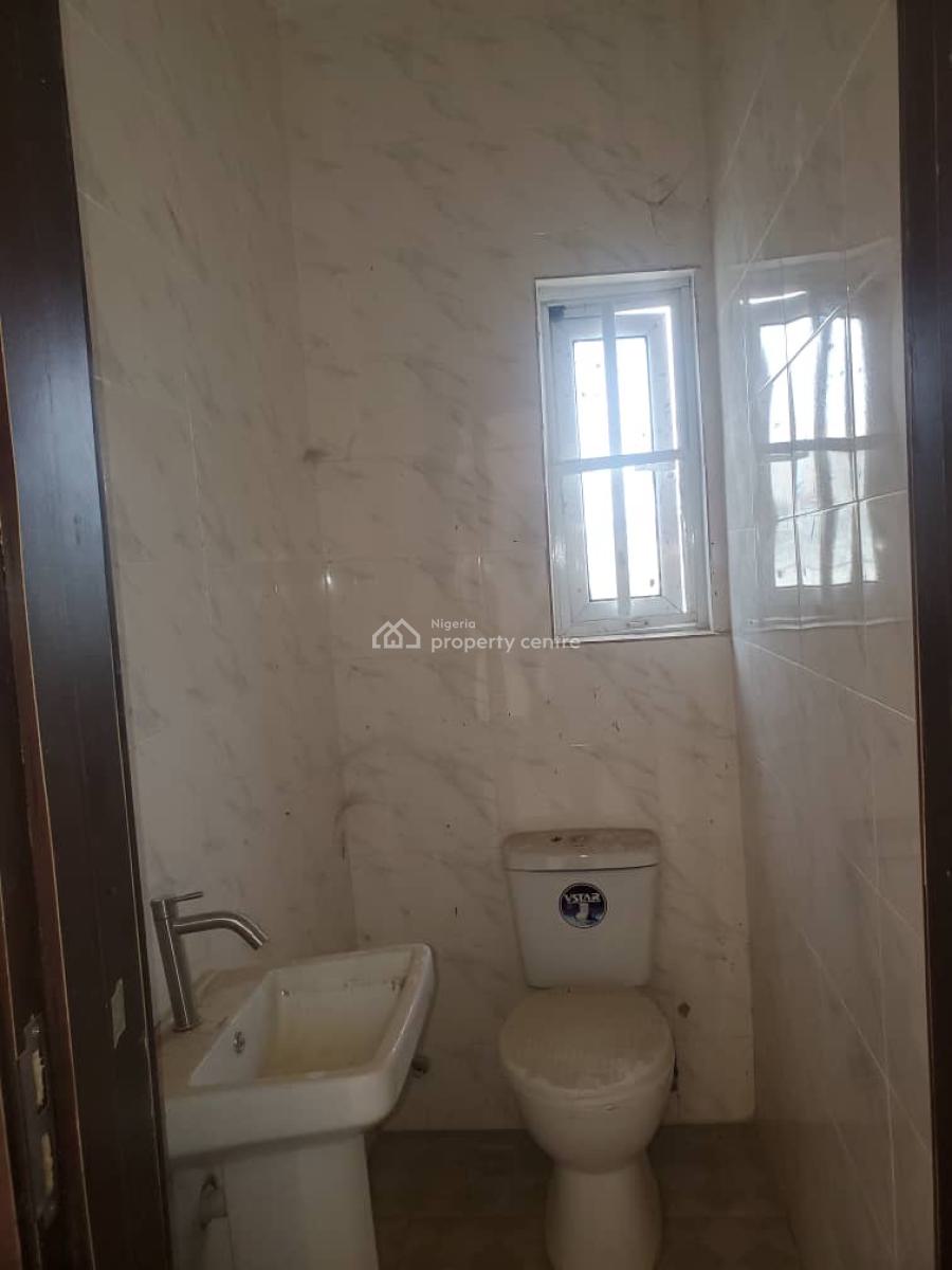 New 3-bedroom Flats (all En-suite), Diamond Estate, Ipaja, Lagos, Flat / Apartment for Rent