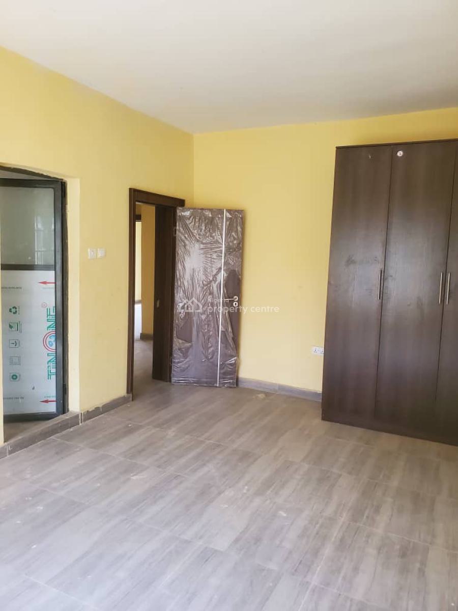 New 3-bedroom Flats (all En-suite), Diamond Estate, Ipaja, Lagos, Flat / Apartment for Rent