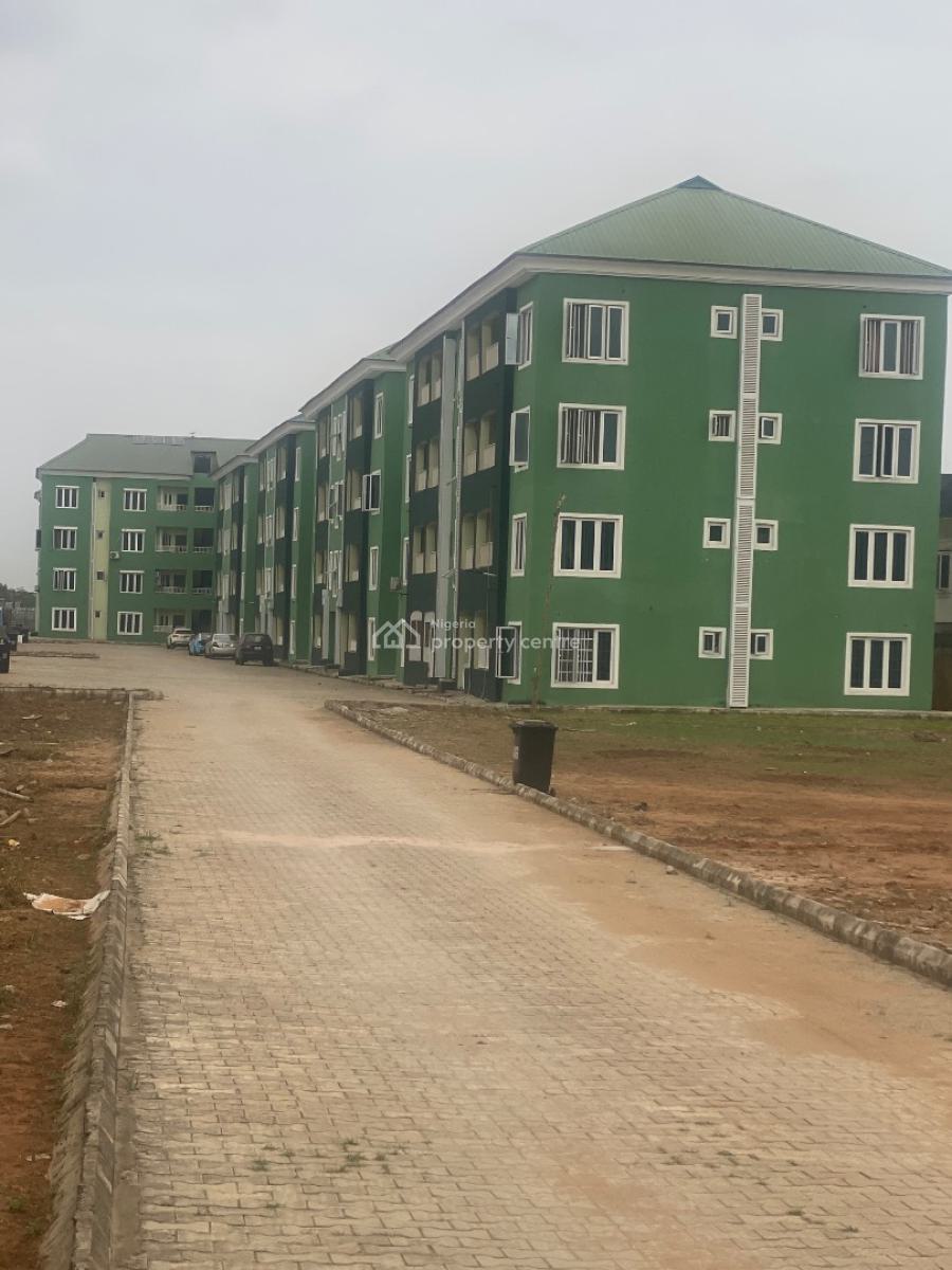 New 3-bedroom Flats (all En-suite), Diamond Estate, Ipaja, Lagos, Flat / Apartment for Rent