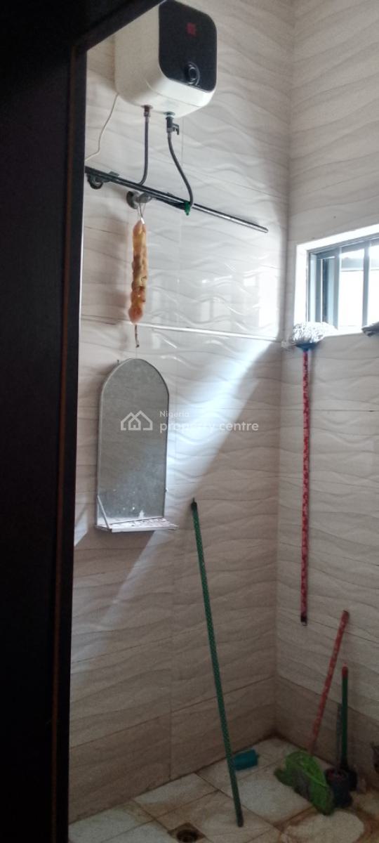 a Spacious Room, Chevron Drive, Chevy View Estate, Lekki, Lagos, Self Contain (single Rooms) for Rent