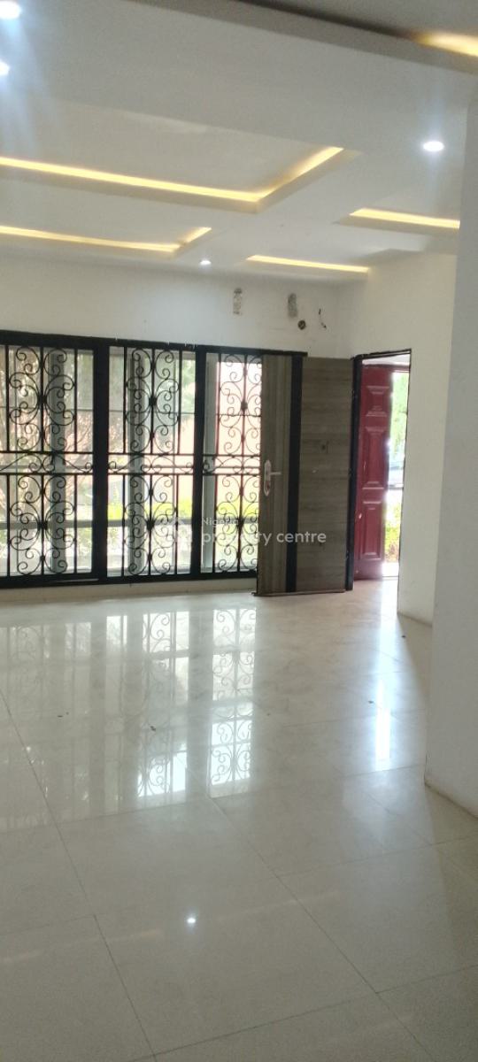 a Large Room Studio Apartment, Chevron Drive, Chevy View Estate, Lekki, Lagos, Self Contain (single Rooms) for Rent