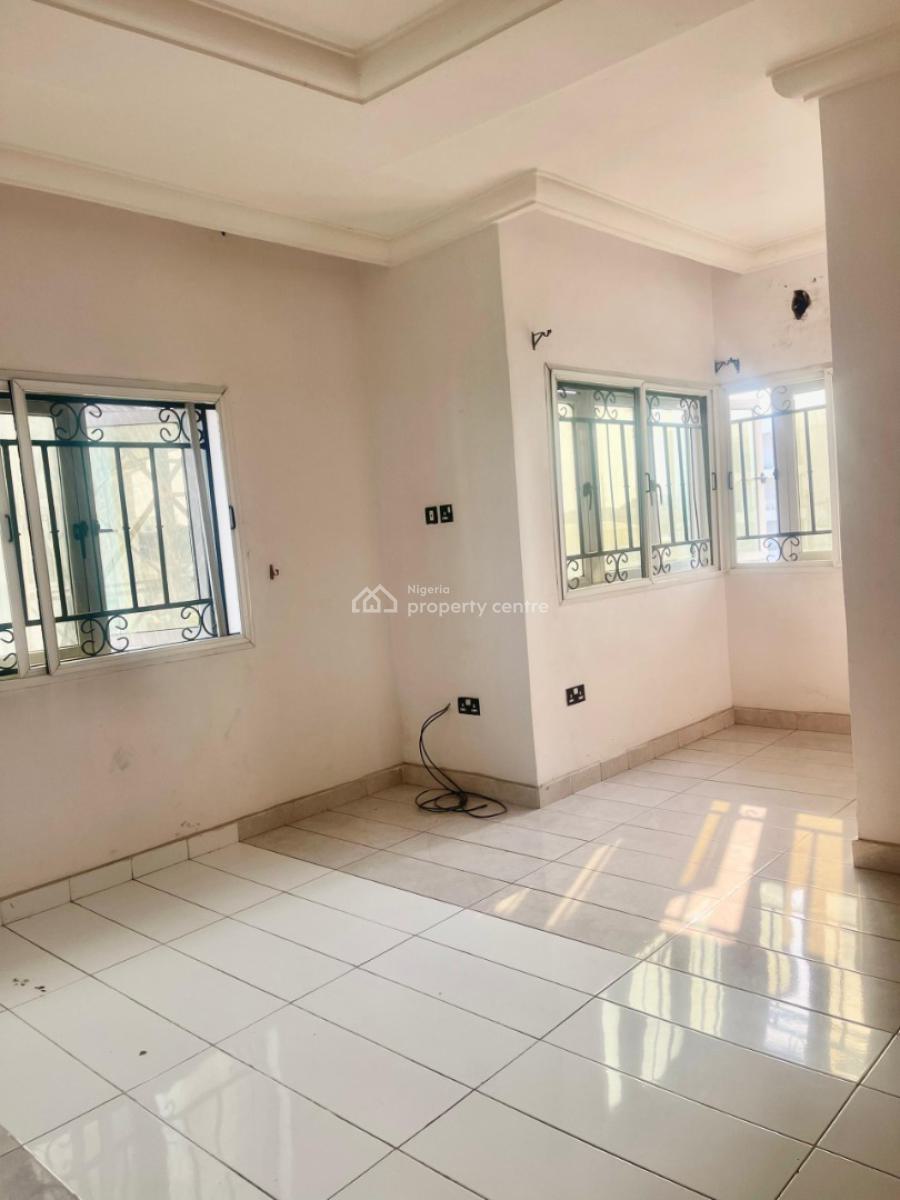 Well Maintained 3 Bedroom Terraced Duplex with Bq, Lekki, Lagos, Terraced Duplex for Sale