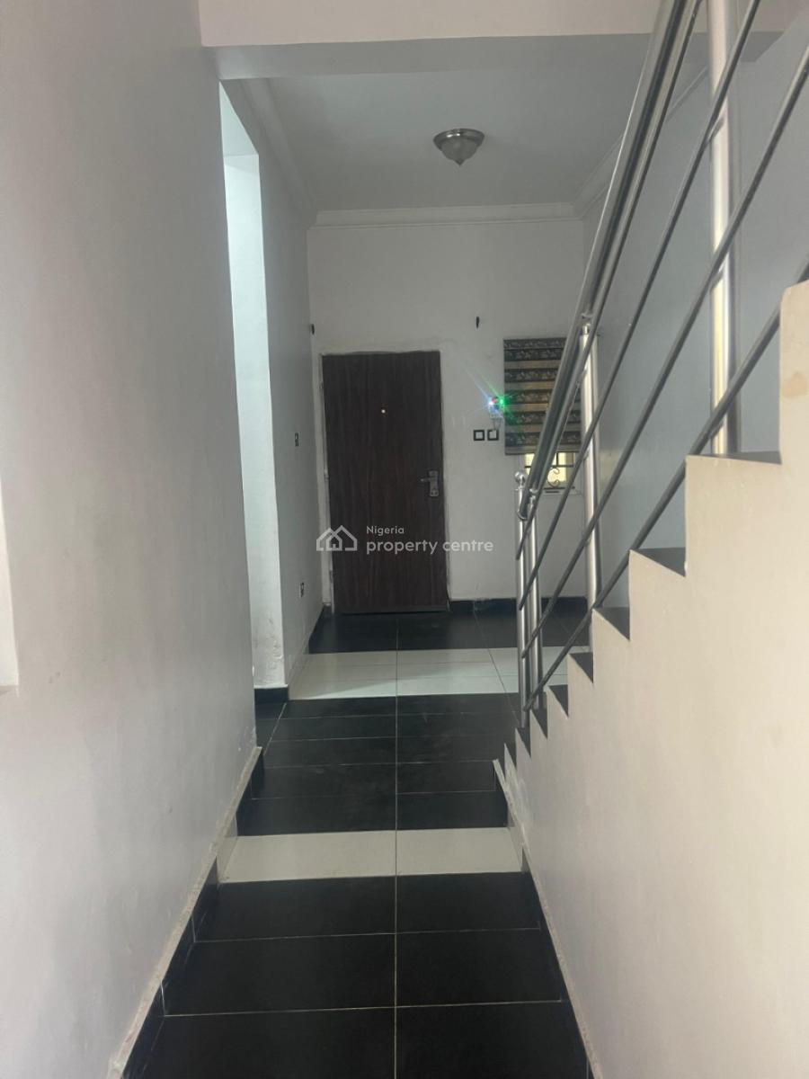 Well Maintained 3 Bedroom Terraced Duplex with Bq, Lekki, Lagos, Terraced Duplex for Sale