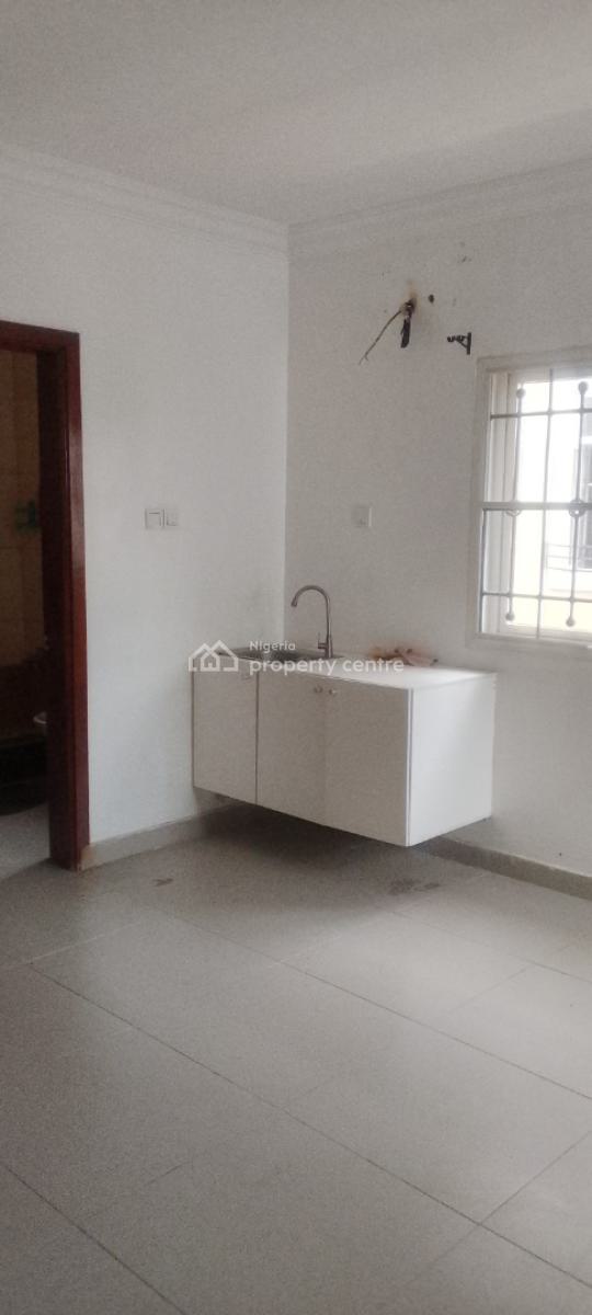 a Spacious Room Self Contained Studio Apartment, Chevron Drive, Carlton Gate Estate,, Lekki, Lagos, Self Contain (single Rooms) for Rent
