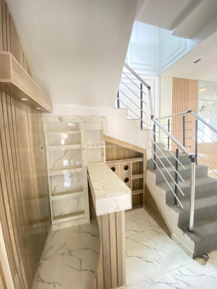 13 Bedroom, Conservation Road, Lekki, Lagos, Detached Duplex for Rent