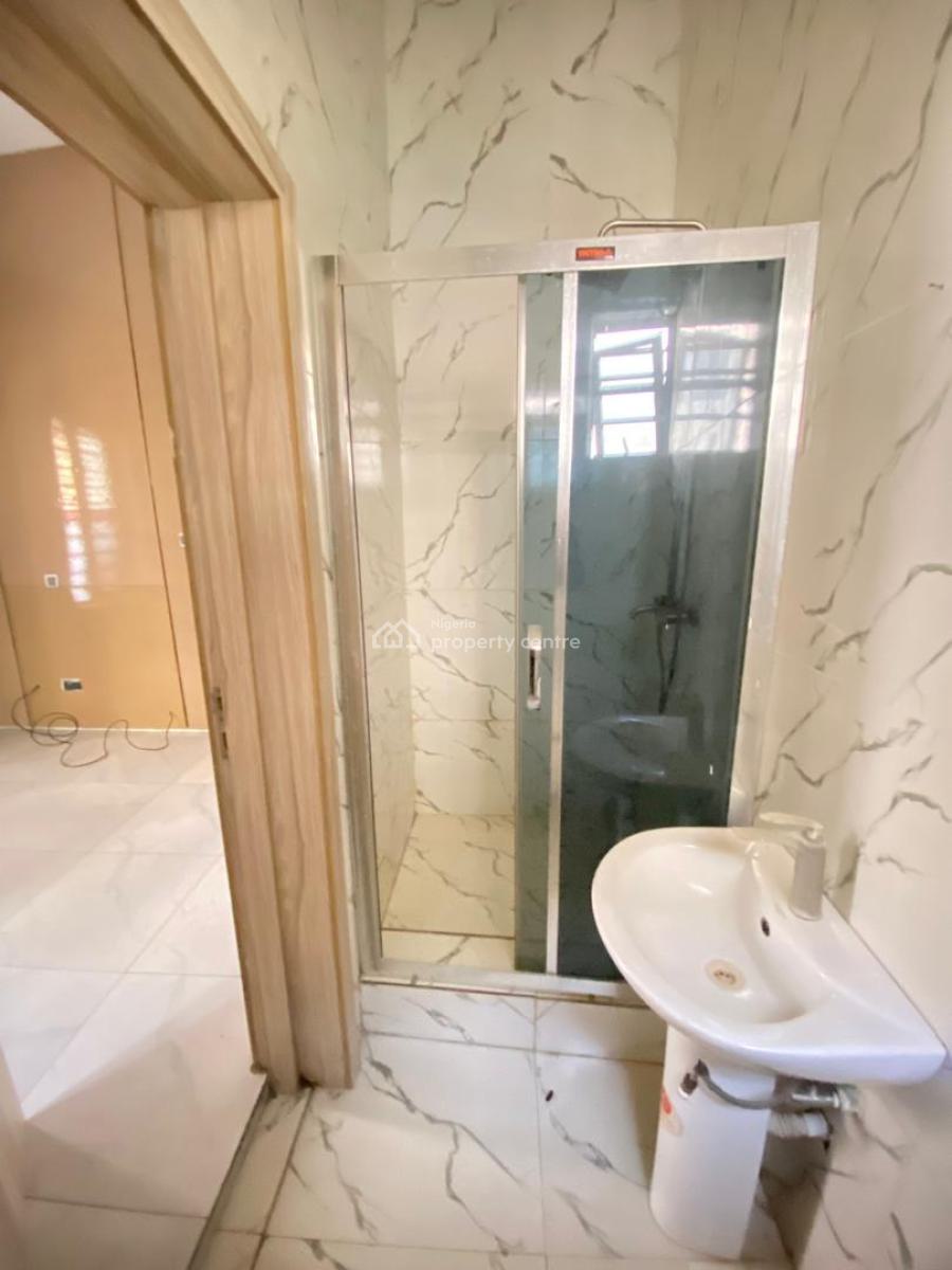 13 Bedroom, Conservation Road, Lekki, Lagos, Detached Duplex for Rent