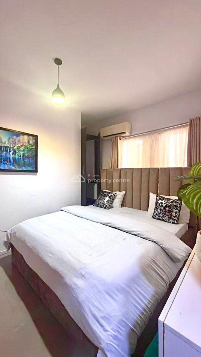 Modern 3br Lekki Right - Secured Estate, 3 Ayodele Odubiyi Street, Lekki, Lagos, Terraced Duplex Short Let