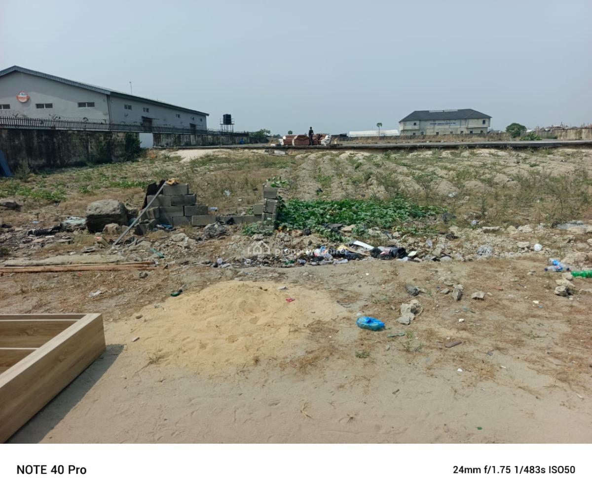 Prime Bare Land Directly on Expressway, Lekki Epe Expressway, Ajah, Lagos, Mixed-use Land for Sale