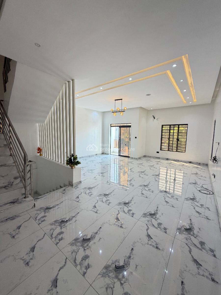 Self Compound Terrence Duplex with Bq, Lekki Phase 1, Lekki, Lagos, Terraced Duplex for Sale