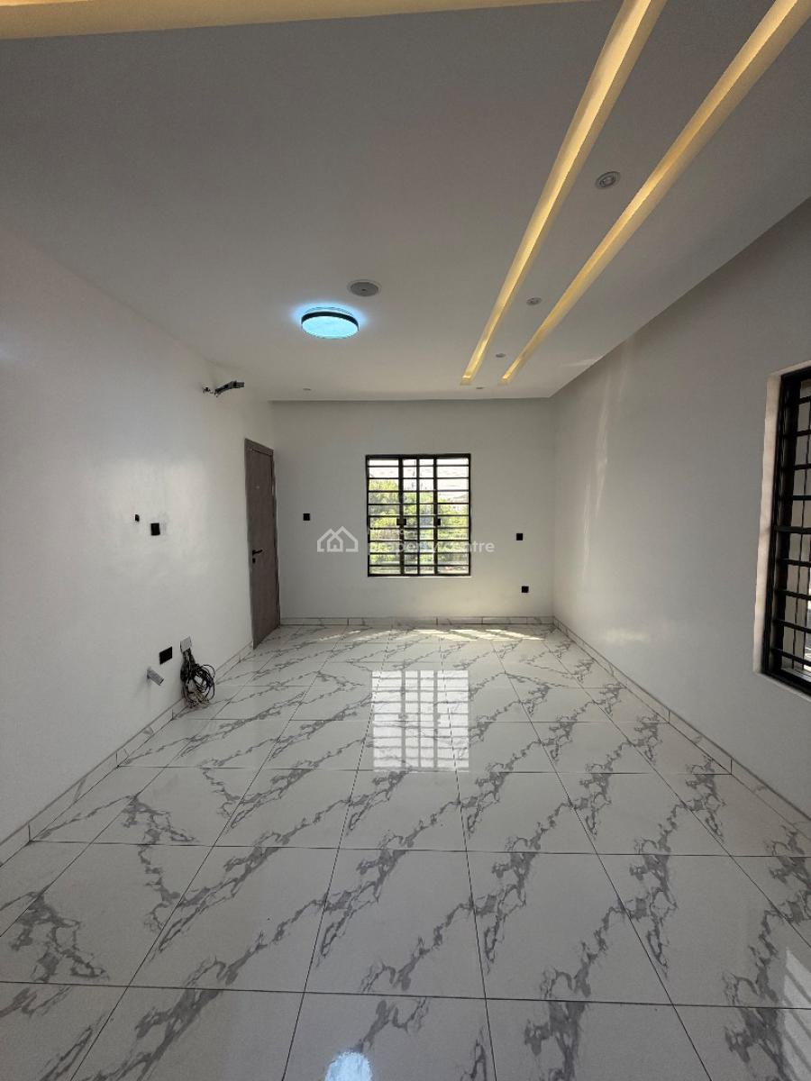 Self Compound Terrence Duplex with Bq, Lekki Phase 1, Lekki, Lagos, Terraced Duplex for Sale