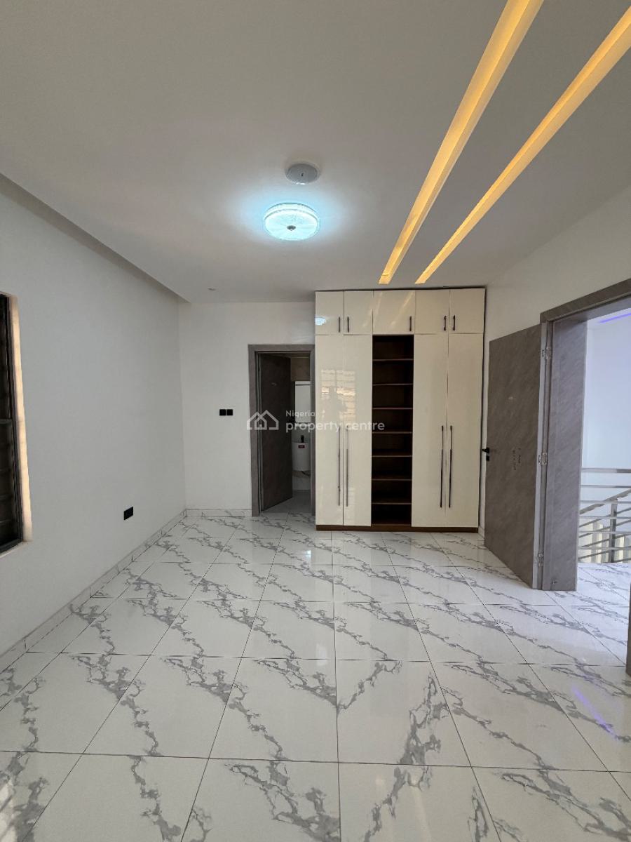 Self Compound Terrence Duplex with Bq, Lekki Phase 1, Lekki, Lagos, Terraced Duplex for Sale