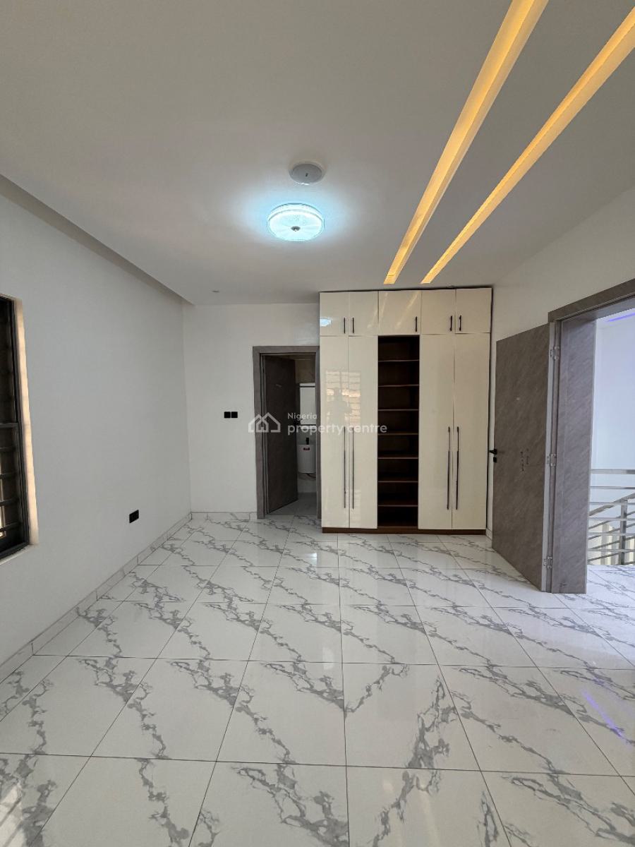 Self Compound Terrence Duplex with Bq, Lekki Phase 1, Lekki, Lagos, Terraced Duplex for Sale