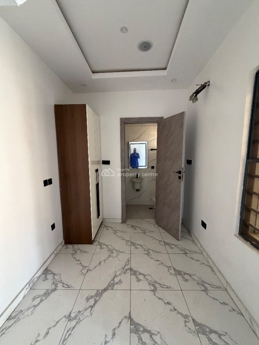 Self Compound Terrence Duplex with Bq, Lekki Phase 1, Lekki, Lagos, Terraced Duplex for Sale