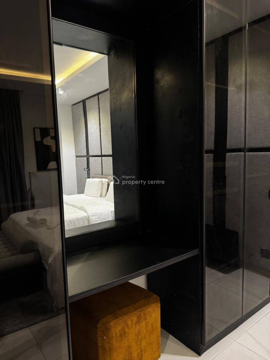 Exquisite 2 Bedroom Apartment, Lekki Phase 1, Lekki, Lagos, Flat / Apartment Short Let