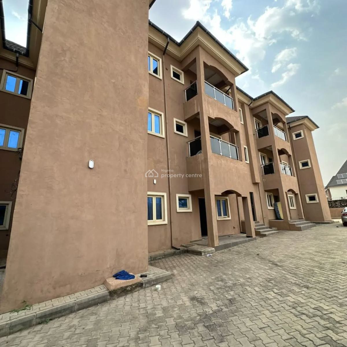 Brand New 9 Units of 3 Bedroom Flat in a Strategic Location, By American International School, Durumi, Abuja, House for Sale