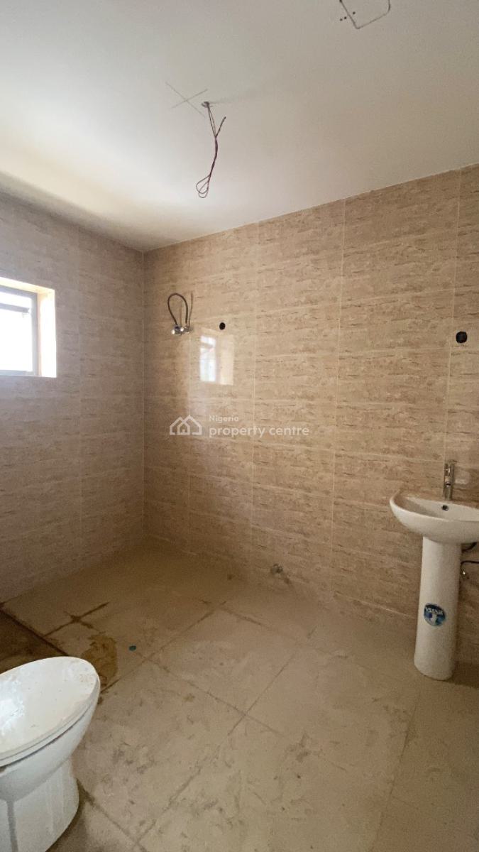 Newly Luxury Built 3 Bedroom Flat + Bq  Jahi, Jahi, Jahi, Abuja, Block of Flats for Sale