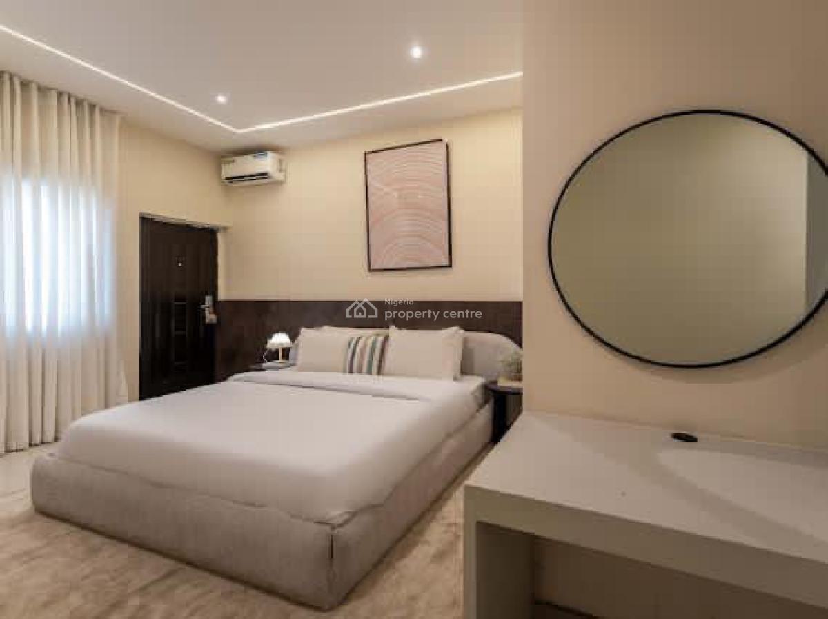 Exquisite 3 Bedroom Apartment, Lekki Phase 1, Lekki, Lagos, Flat / Apartment Short Let