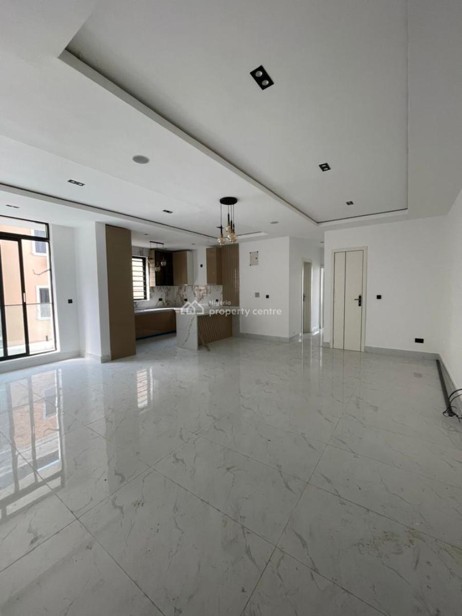 Tastefully Finished Serviced 2 Bedroom Flat, Lekki Phase 1, Lekki, Lagos, Flat / Apartment for Sale