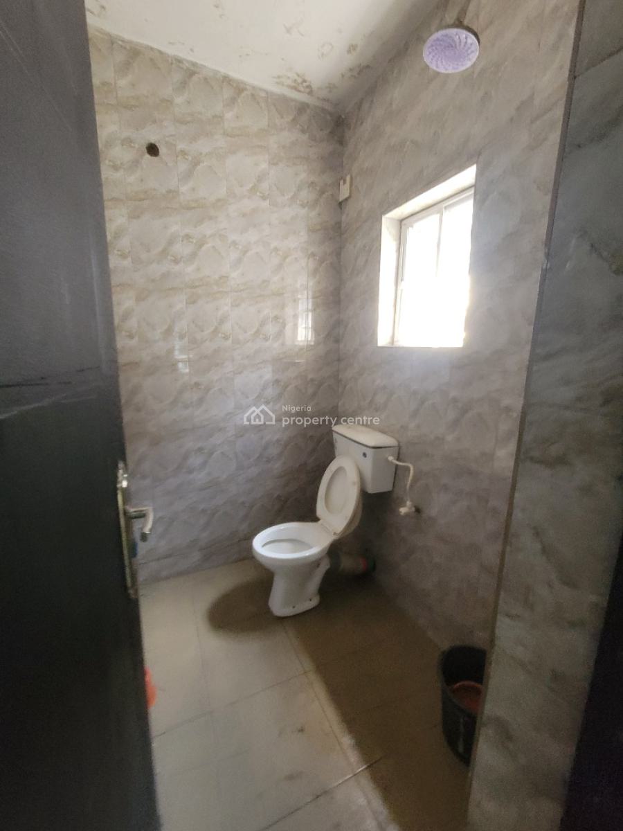 Still New Muni Flat Upstairs, Iyalla Street Mushin, Mushin, Lagos, Mini Flat (room and Parlour) for Rent