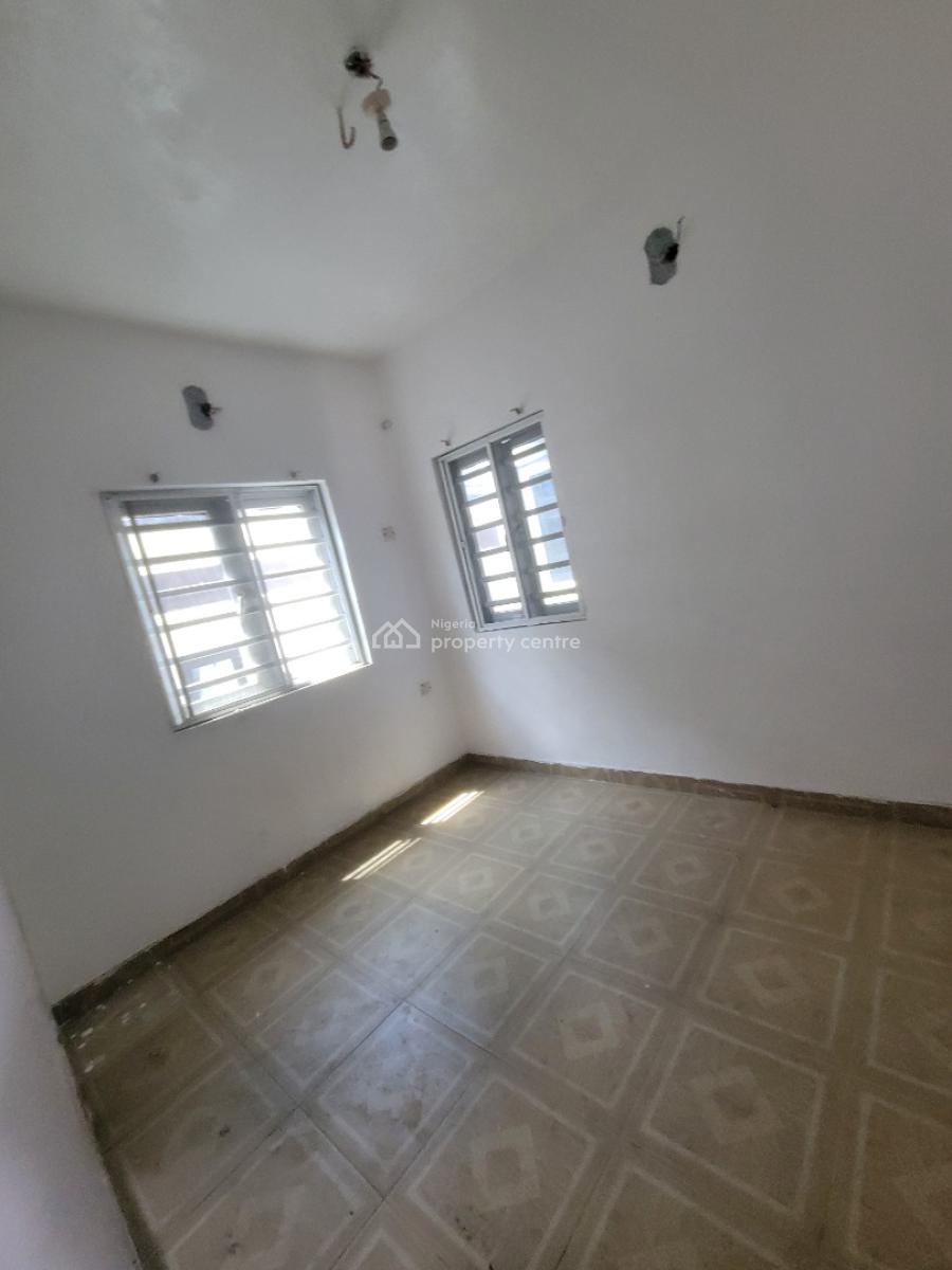 Still New Muni Flat Upstairs, Iyalla Street Mushin, Mushin, Lagos, Mini Flat (room and Parlour) for Rent