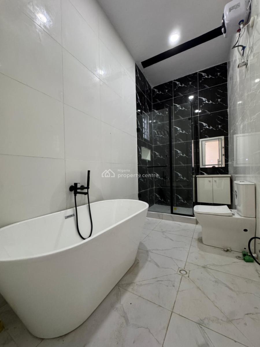 Self Serviced  3  Bedroom Terrace Duplex  ., Ajah, Lagos, Terraced Duplex for Sale