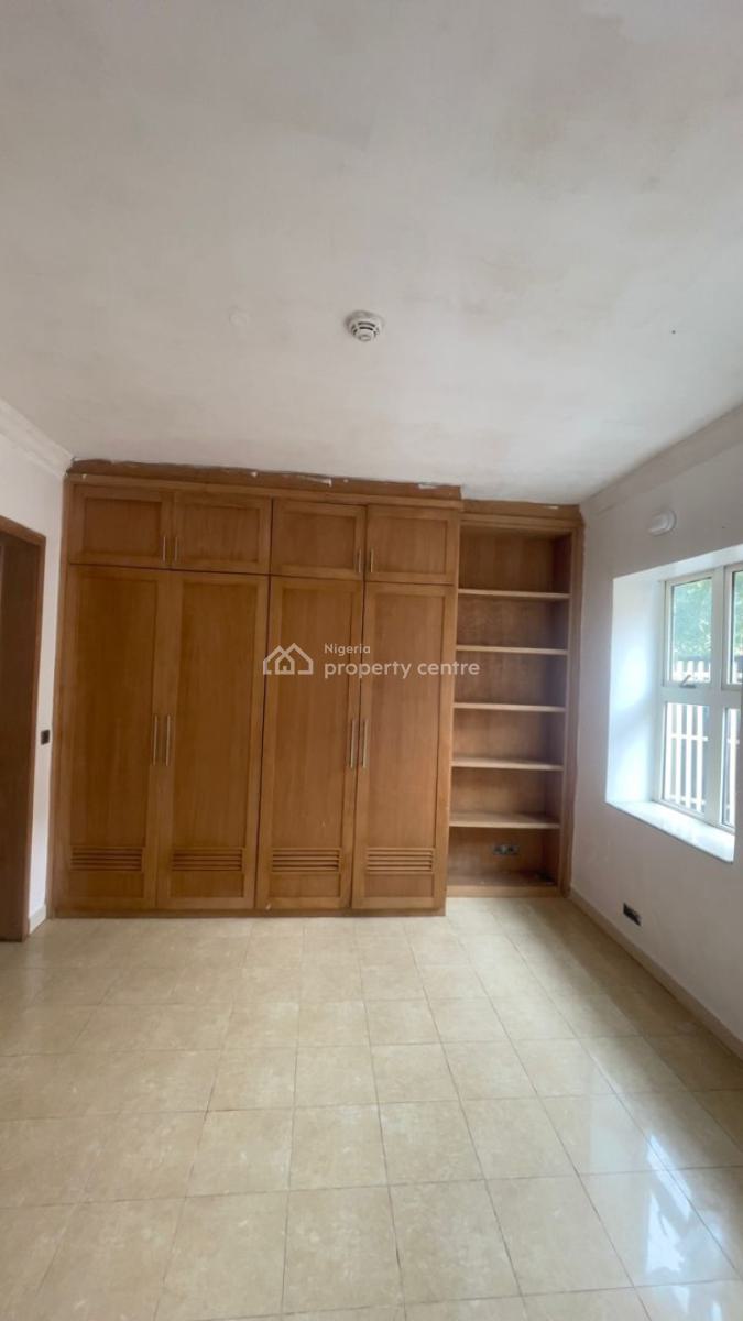 Clean & Spacious 2-bedroom Apartment with 2 Cars Parking Space, Victoria Island (vi), Lagos, Flat / Apartment for Rent