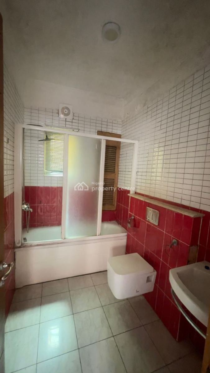 Clean & Spacious 2-bedroom Apartment with 2 Cars Parking Space, Victoria Island (vi), Lagos, Flat / Apartment for Rent