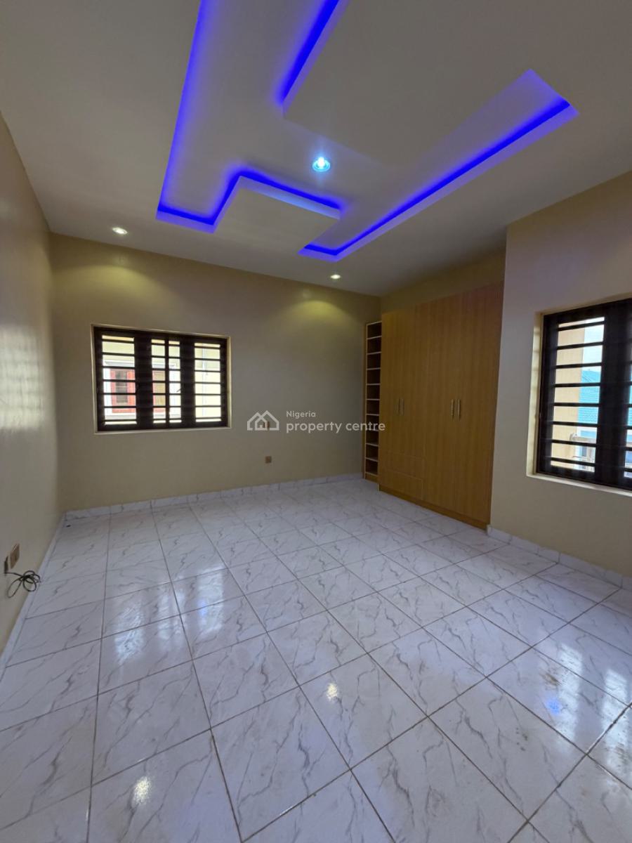 Affordable 2 Bedroom Apartment in a Secured Estate, Alimosho, Lagos, Flat / Apartment for Sale