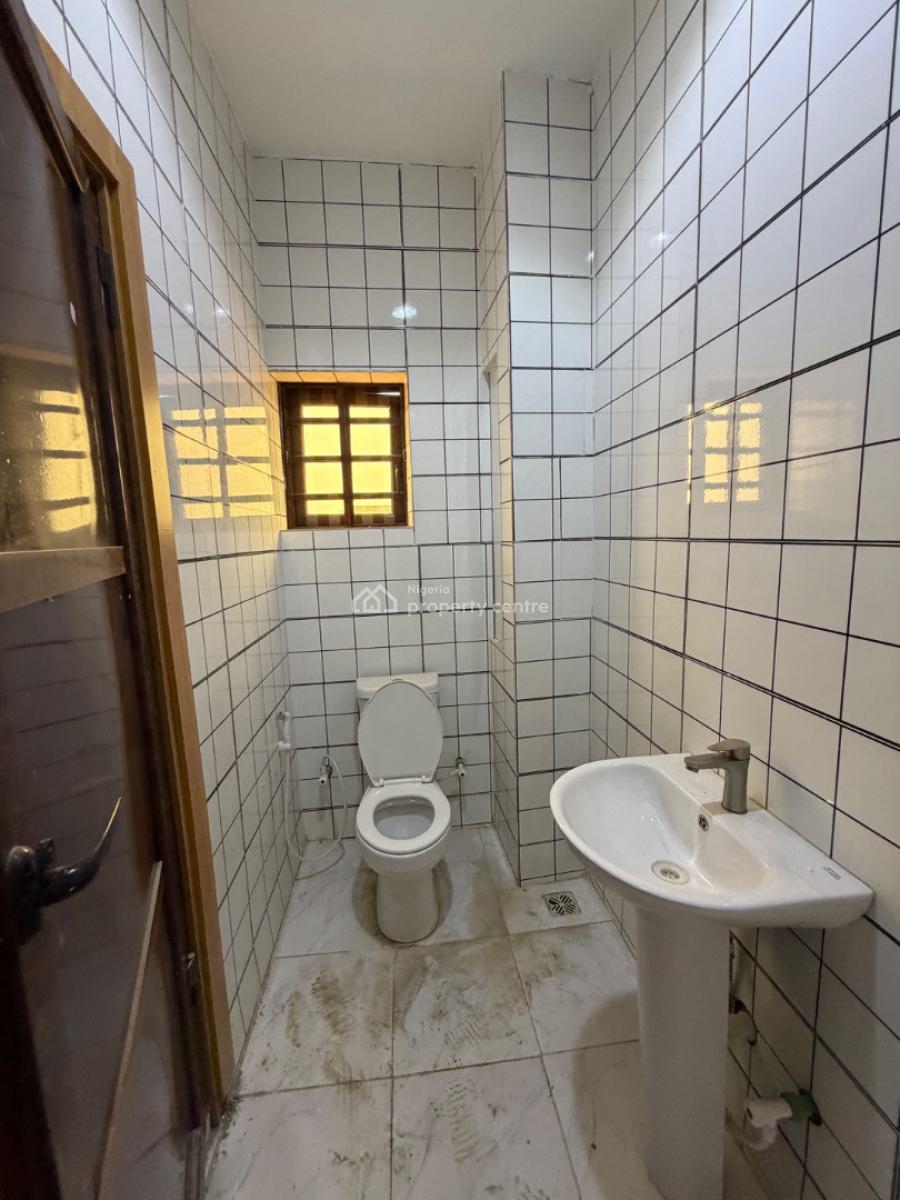 Affordable 2 Bedroom Apartment in a Secured Estate, Alimosho, Lagos, Flat / Apartment for Sale