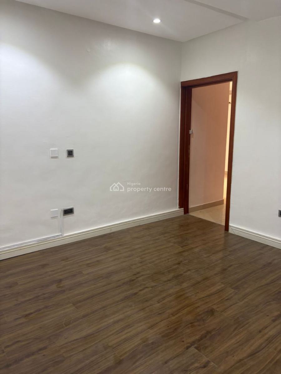 Clean & Spacious 4-bedroom Maisonette Apartment, Ikoyi, Lagos, Flat / Apartment for Rent