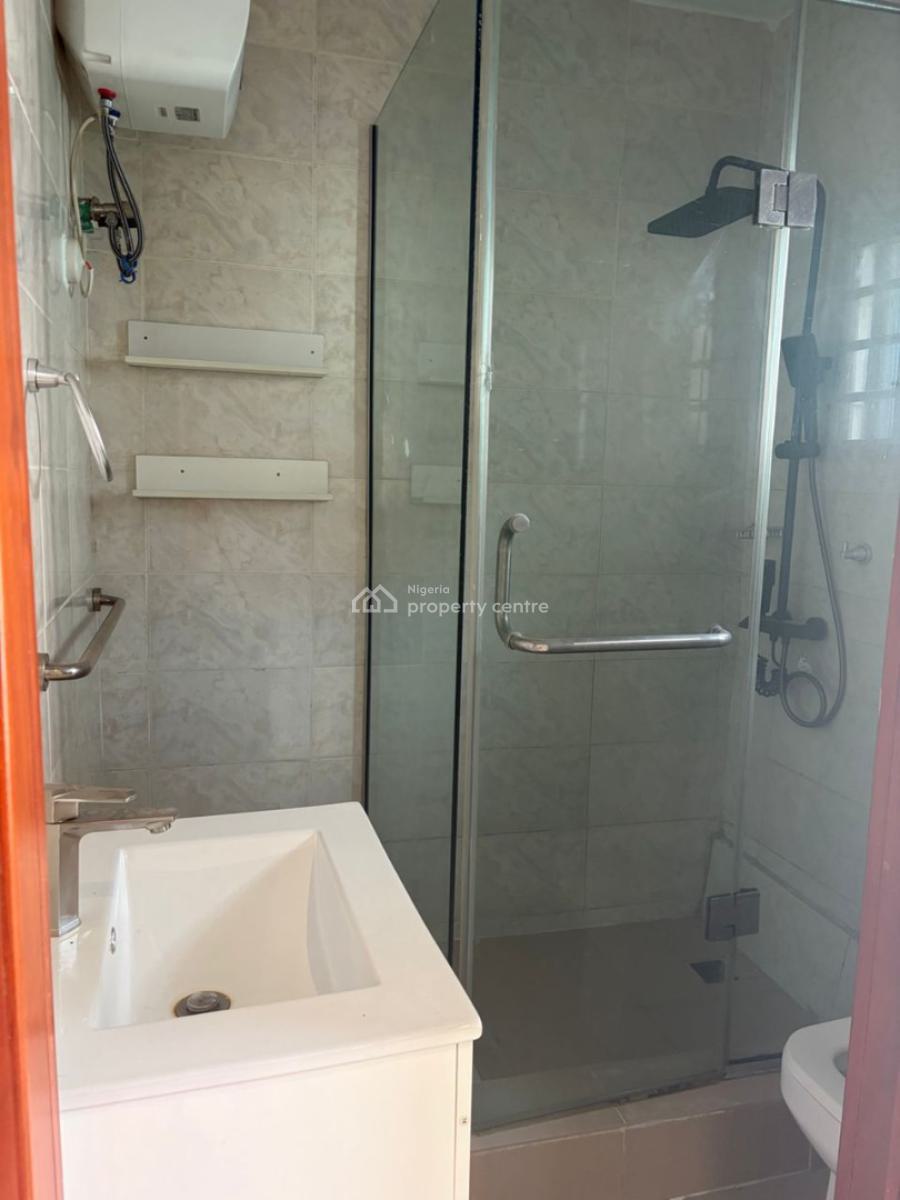 Clean & Spacious 4-bedroom Maisonette Apartment, Ikoyi, Lagos, Flat / Apartment for Rent