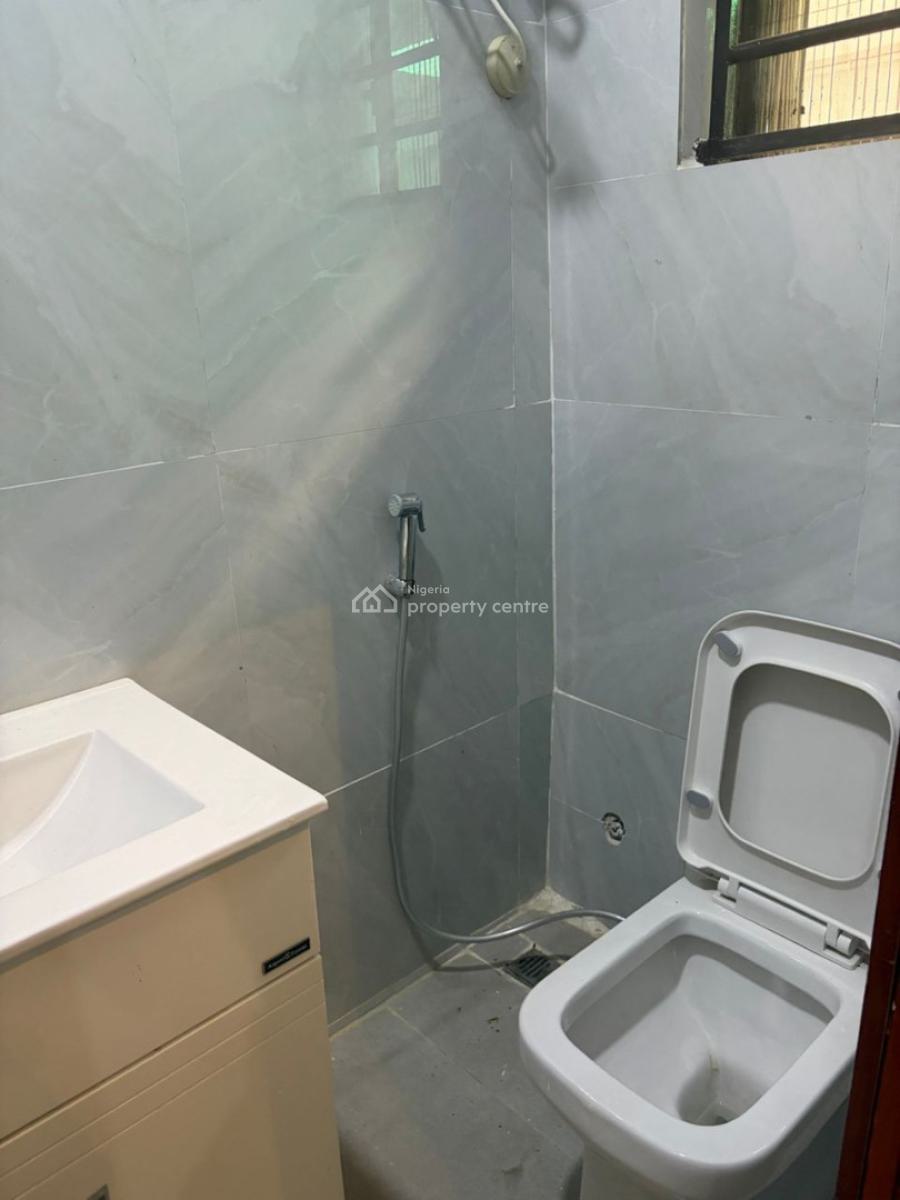 Clean & Spacious 4-bedroom Maisonette Apartment, Ikoyi, Lagos, Flat / Apartment for Rent