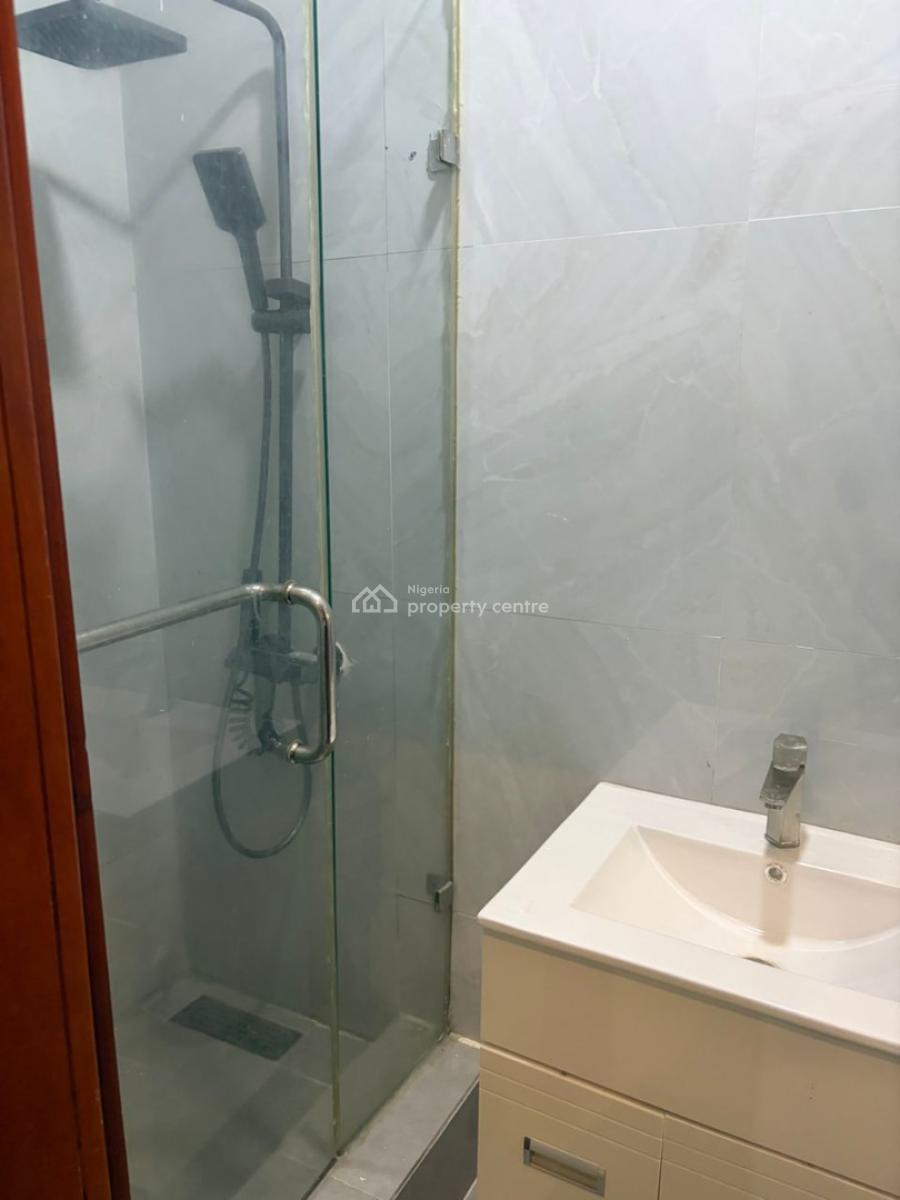 Clean & Spacious 4-bedroom Maisonette Apartment, Ikoyi, Lagos, Flat / Apartment for Rent