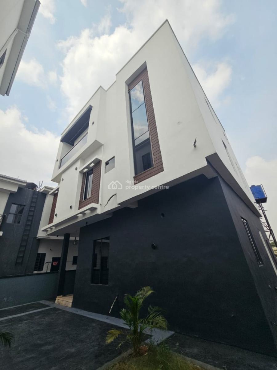 4 Bedrooms Detached House, Gra Phase 2, Magodo, Lagos, Detached Duplex for Sale