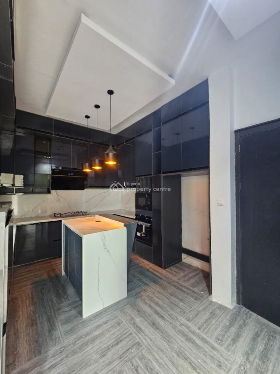 4 Bedrooms Detached House, Gra Phase 2, Magodo, Lagos, Detached Duplex for Sale