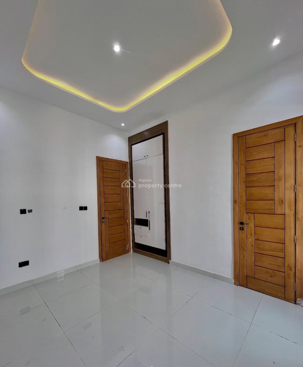 Contemporary 5 Bedroom Fully Detached with Swimming Pool, Lekky County Homes, Ikota, Lekki, Lagos, Detached Duplex for Sale