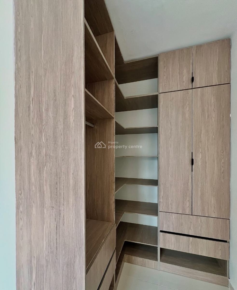 Fully Serviced 2 Bedroom Apartments with Elevator, Swimming Pool,, Lekki Phase 1, Lekki, Lagos, Flat / Apartment for Sale