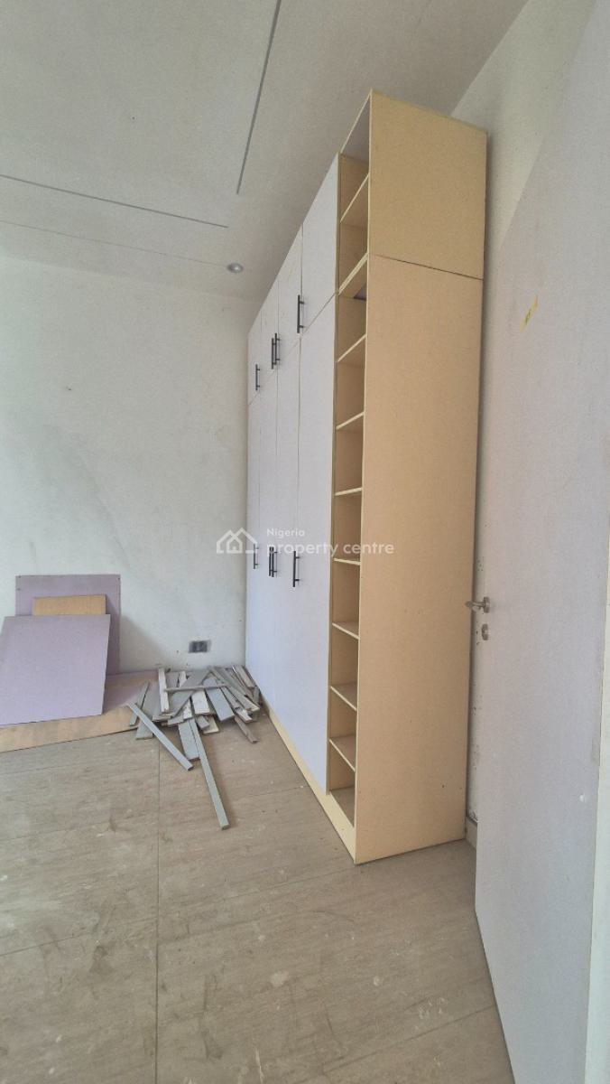 Direct Luxurious Smart 3 Bedrooms Apartment with a Bq, Elevator, Gym, Swimming Pool, Off Isaac John Street, Ikeja Gra, Ikeja, Lagos, Flat / Apartment for Sale