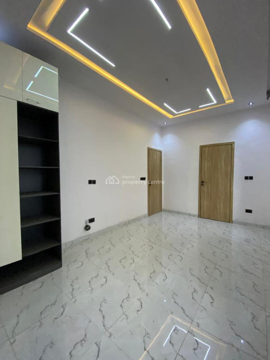 Spacious 3 Bedrooms Terraced Duplex in a Prime Location, Sangotedo, Ajah, Lagos, Terraced Duplex for Sale