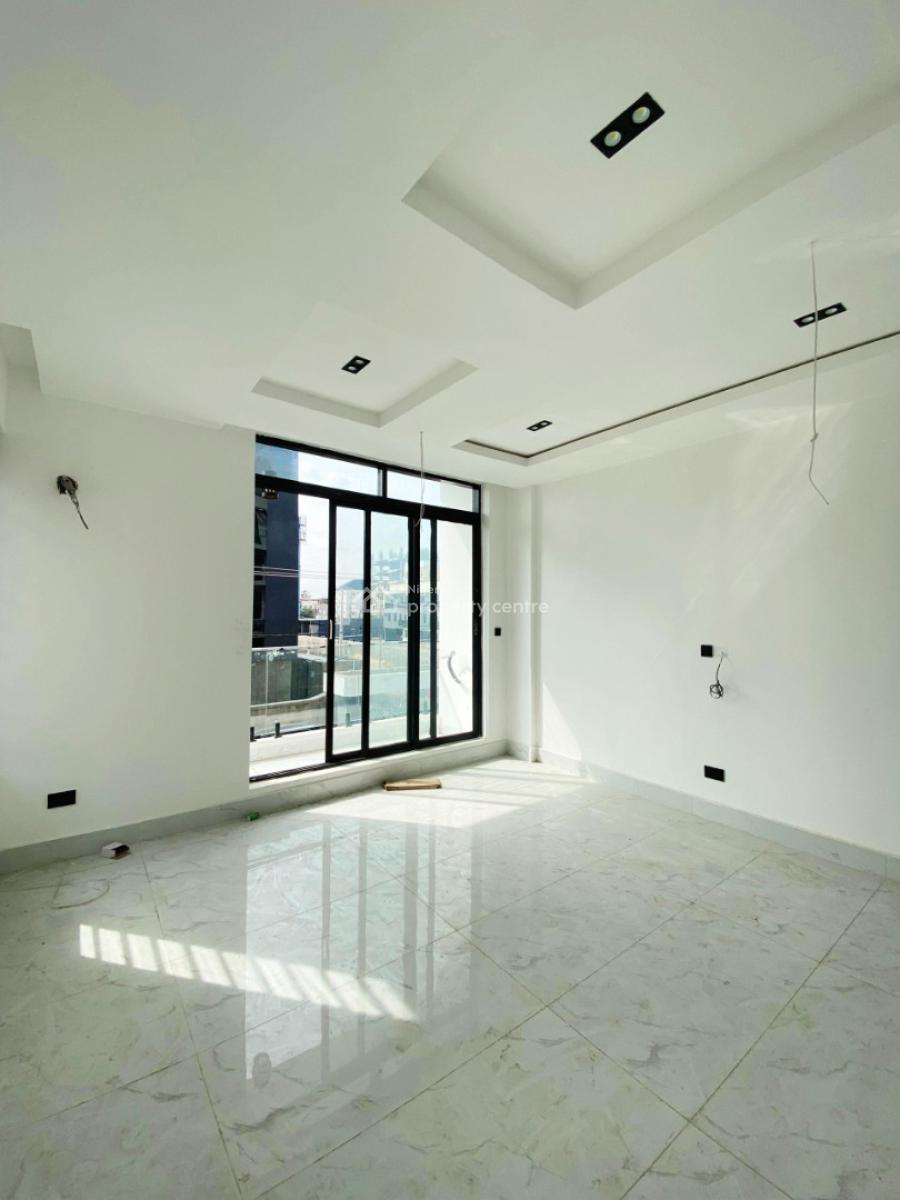 Brand New Spacious Well Built Luxury 2 Bedroom Apartment with Pool & Gym, Off Freedom Way, Lekki Phase 1, Lekki, Lagos, Flat / Apartment for Sale