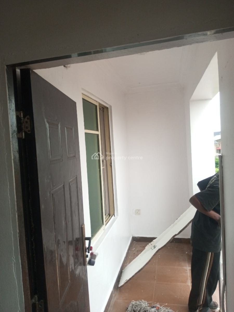 Very Clean and Massive 2 Bedroom Upstairs in a Secured Estate, Badore, Ajah, Lagos, Flat / Apartment for Rent