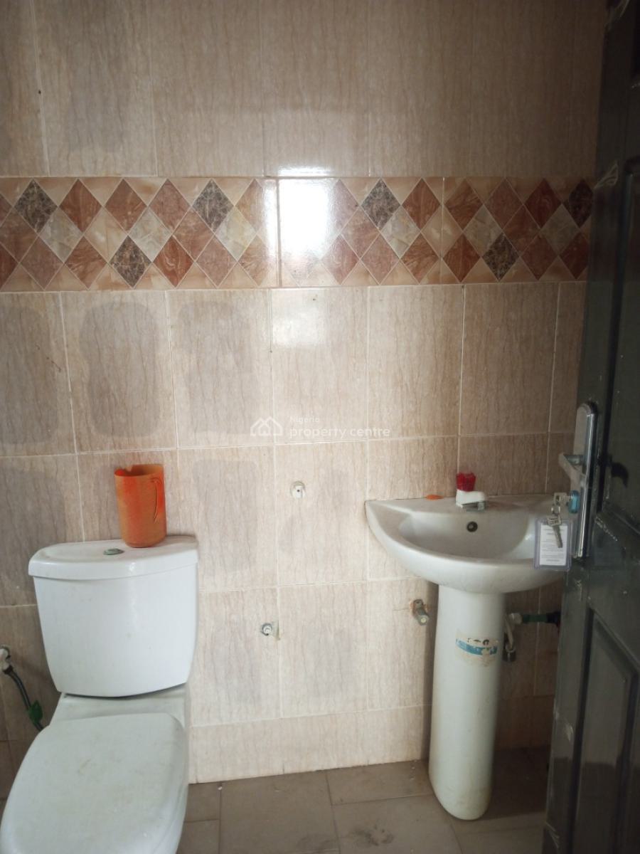 Very Clean and Massive 2 Bedroom Upstairs in a Secured Estate, Badore, Ajah, Lagos, Flat / Apartment for Rent