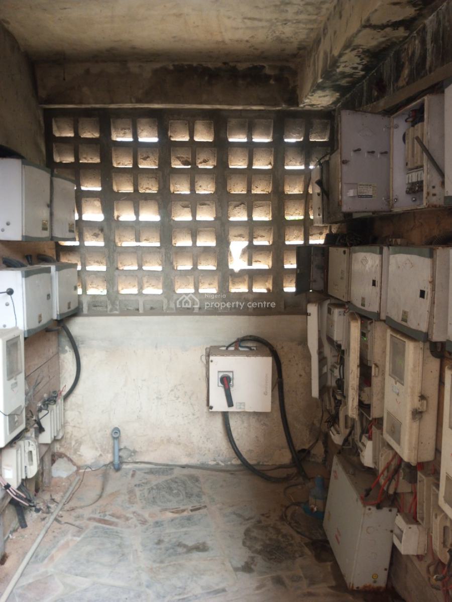 Very Clean and Massive 2 Bedroom Upstairs in a Secured Estate, Badore, Ajah, Lagos, Flat / Apartment for Rent