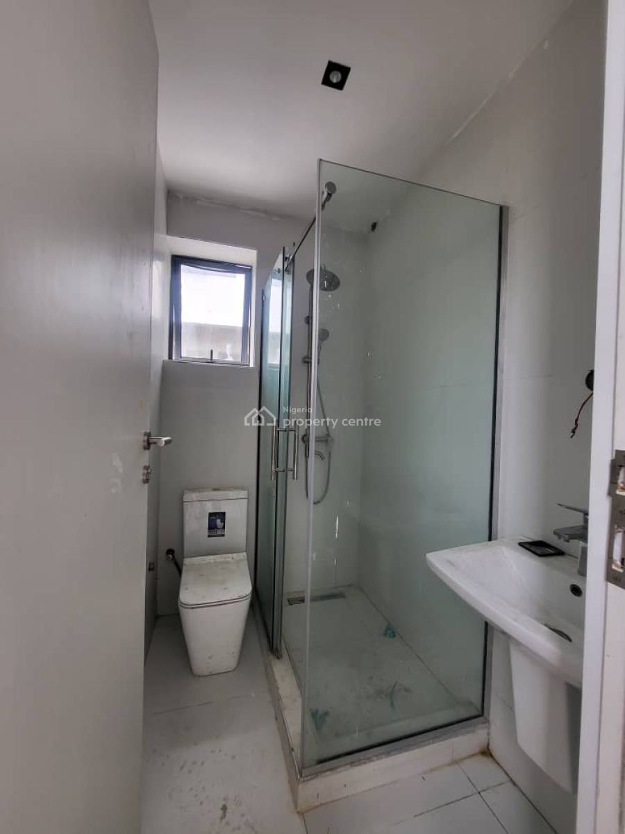 Brand New Luxury 2 Bedroom Apartment with Pool and Gym, Lekki Phase 1, Lekki, Lagos, Flat / Apartment for Sale