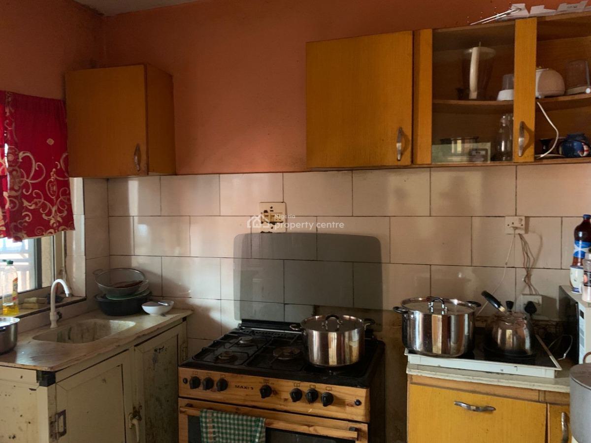 3-bedrooms Flat with Good Finishing., Goodluck Jonathan Estate, Idimu, Lagos, Flat / Apartment for Sale