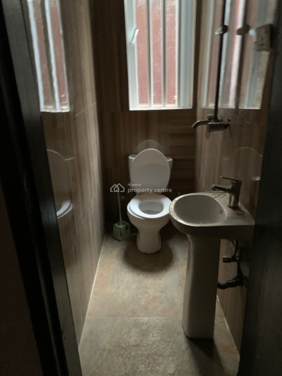 2 Bedroom Apartment Available, Platinum Way, Ikate, Lekki, Lagos, Flat / Apartment for Rent