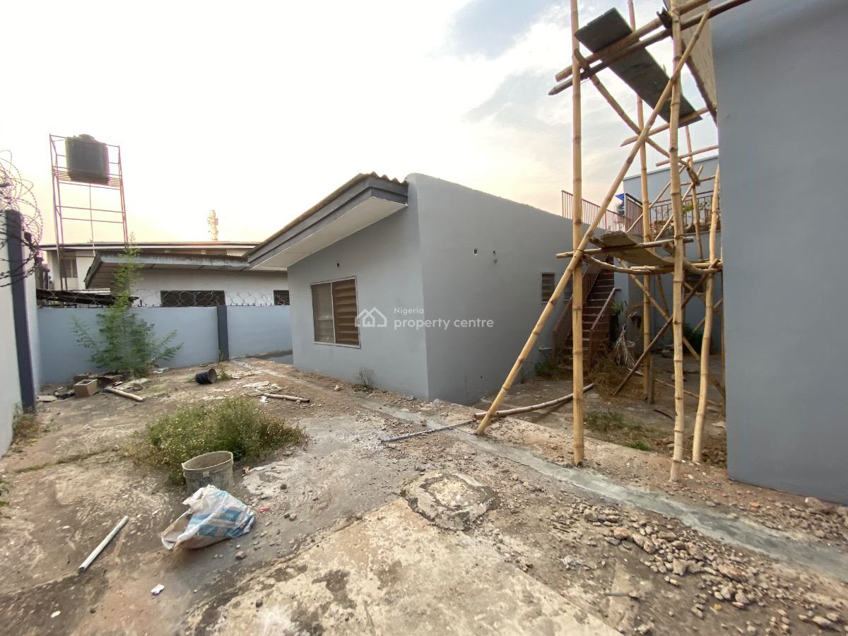 5 Bedroom Duplex with 2-room Bq, Ikolaba Estate, New Bodija, Ibadan, Oyo, Semi-detached Duplex for Sale