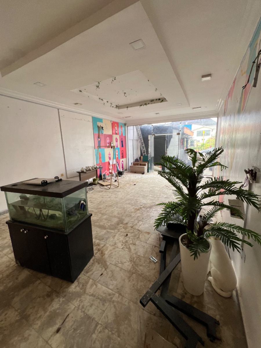 Ground Floor Shop/commercial Space on a Major Commercial Road, Lekki Phase 1, Lekki, Lagos, Commercial Property for Rent