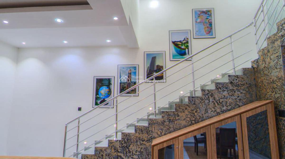Luxury 4 Bedroom Apartment, Lekki Phase 1, Lekki, Lagos, Flat / Apartment Short Let